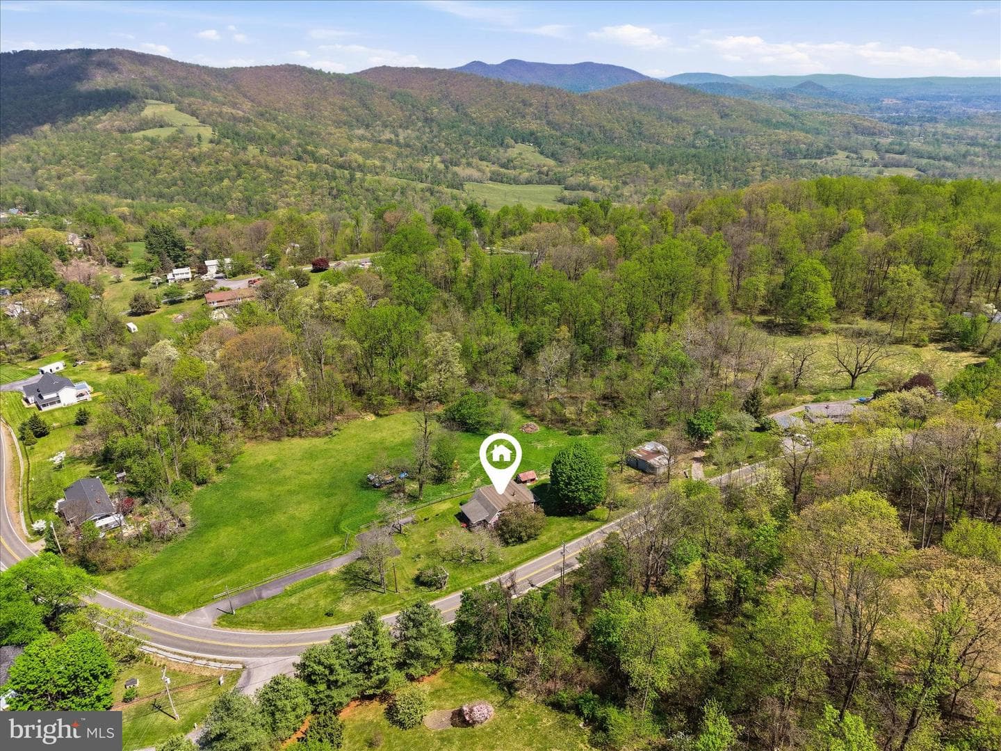 115 Chester Gap Road, Chester Gap