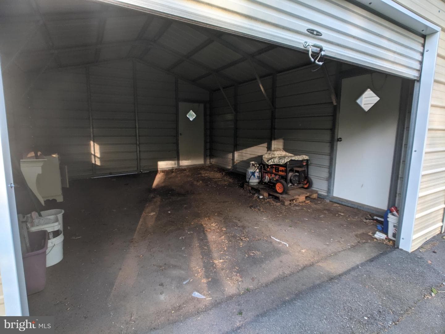 144 Hunter Avenue photo 25