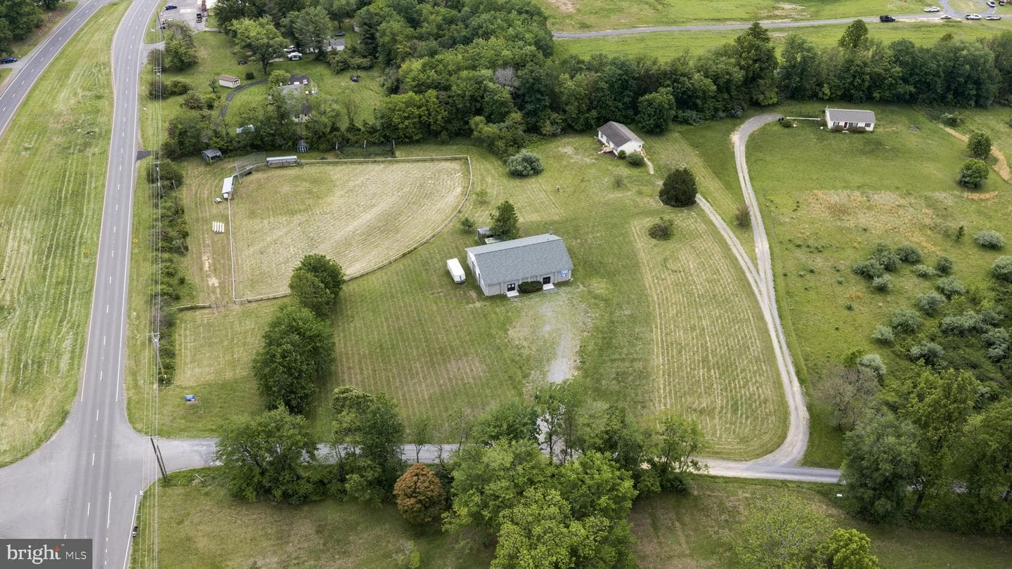 9 Payne Lane photo 38