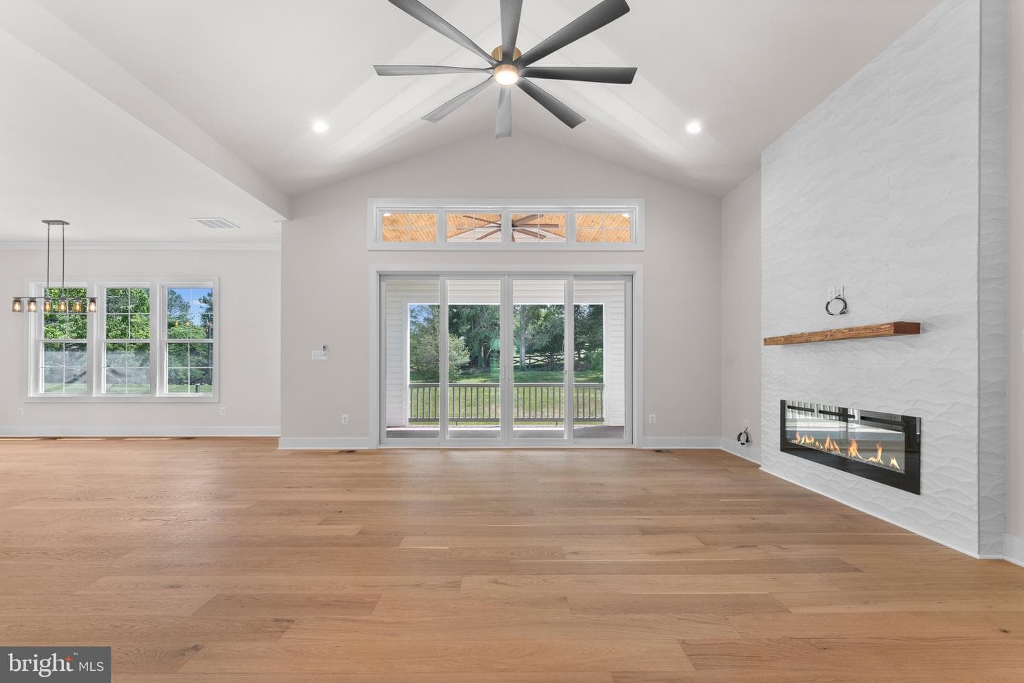 4F Windemeer Ln photo 12