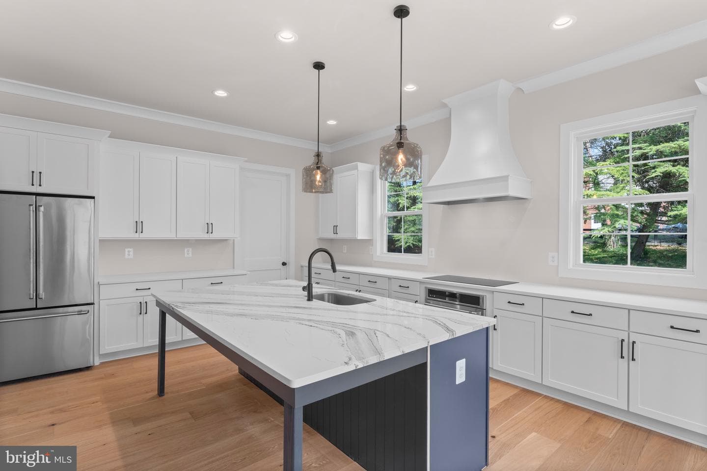4F Windemeer Ln photo 16