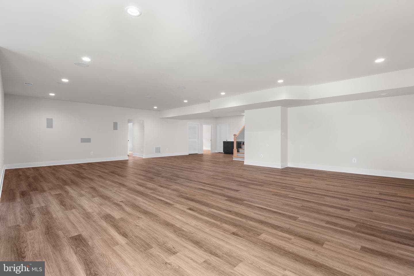 4F Windemeer Ln photo 30