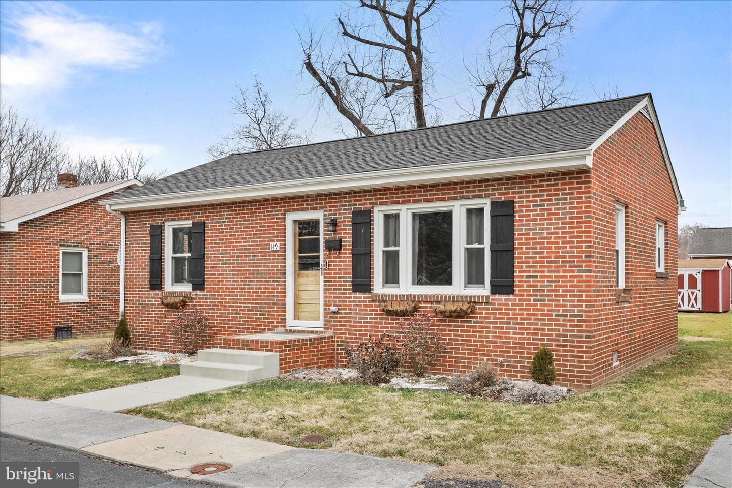149 Brown Street photo 1