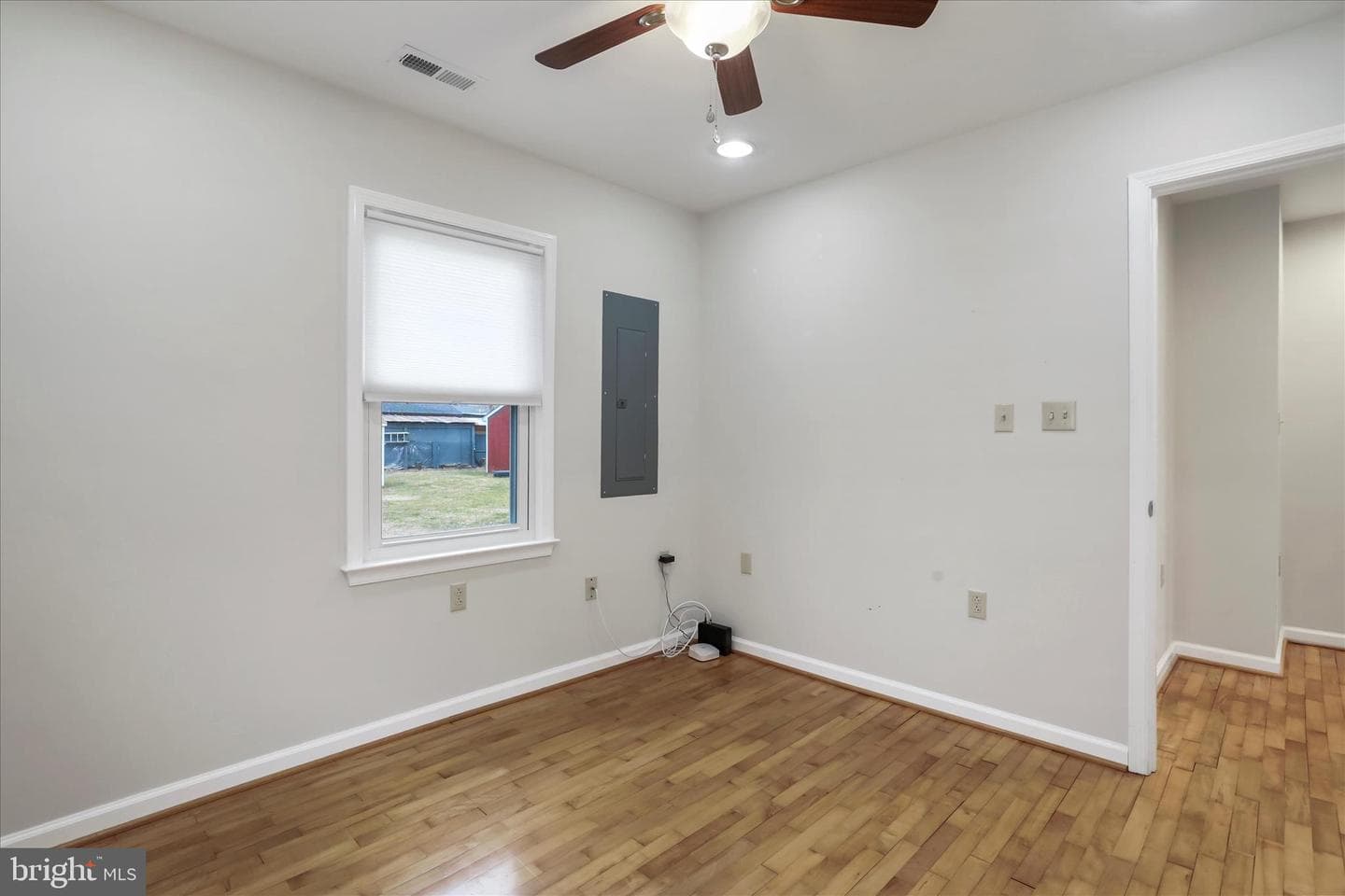 149 Brown Street photo 20