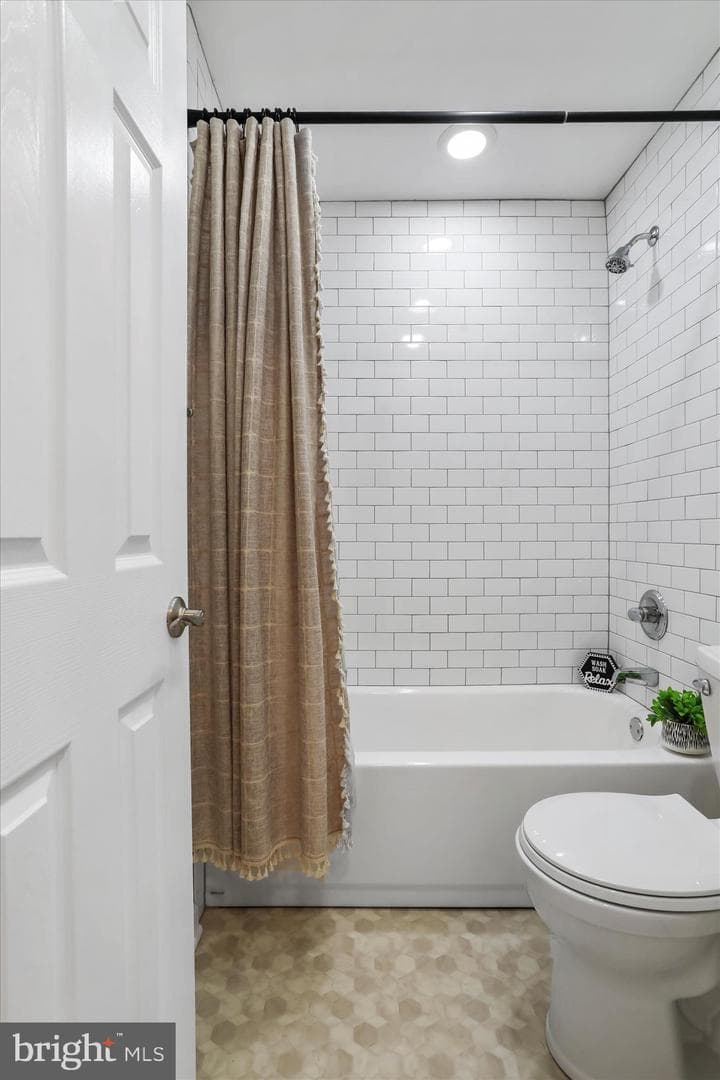 149 Brown Street photo 23