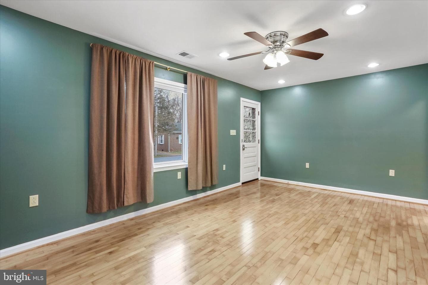149 Brown Street photo 7