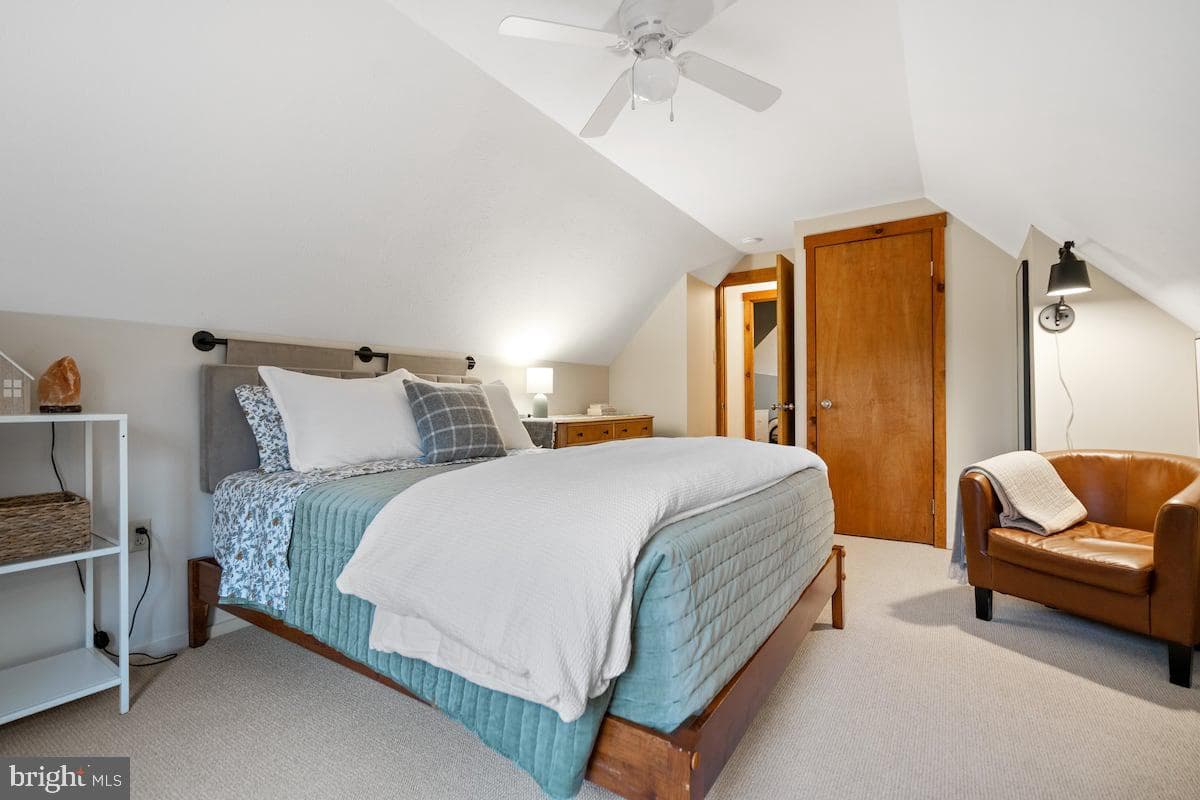 162 Forrest Street photo 11