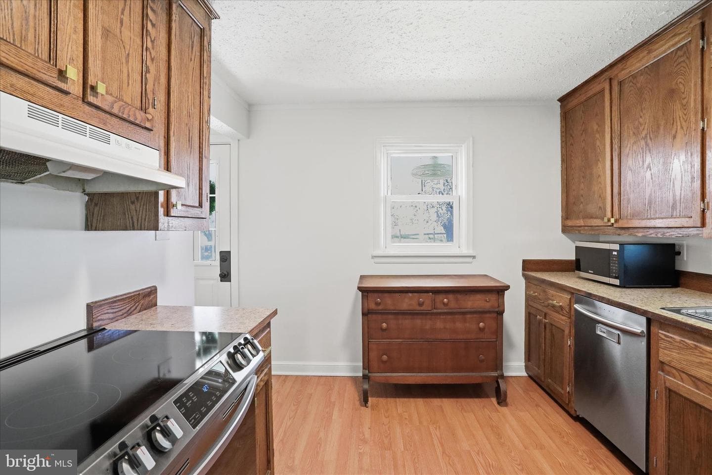 225 Fairground Road photo 22