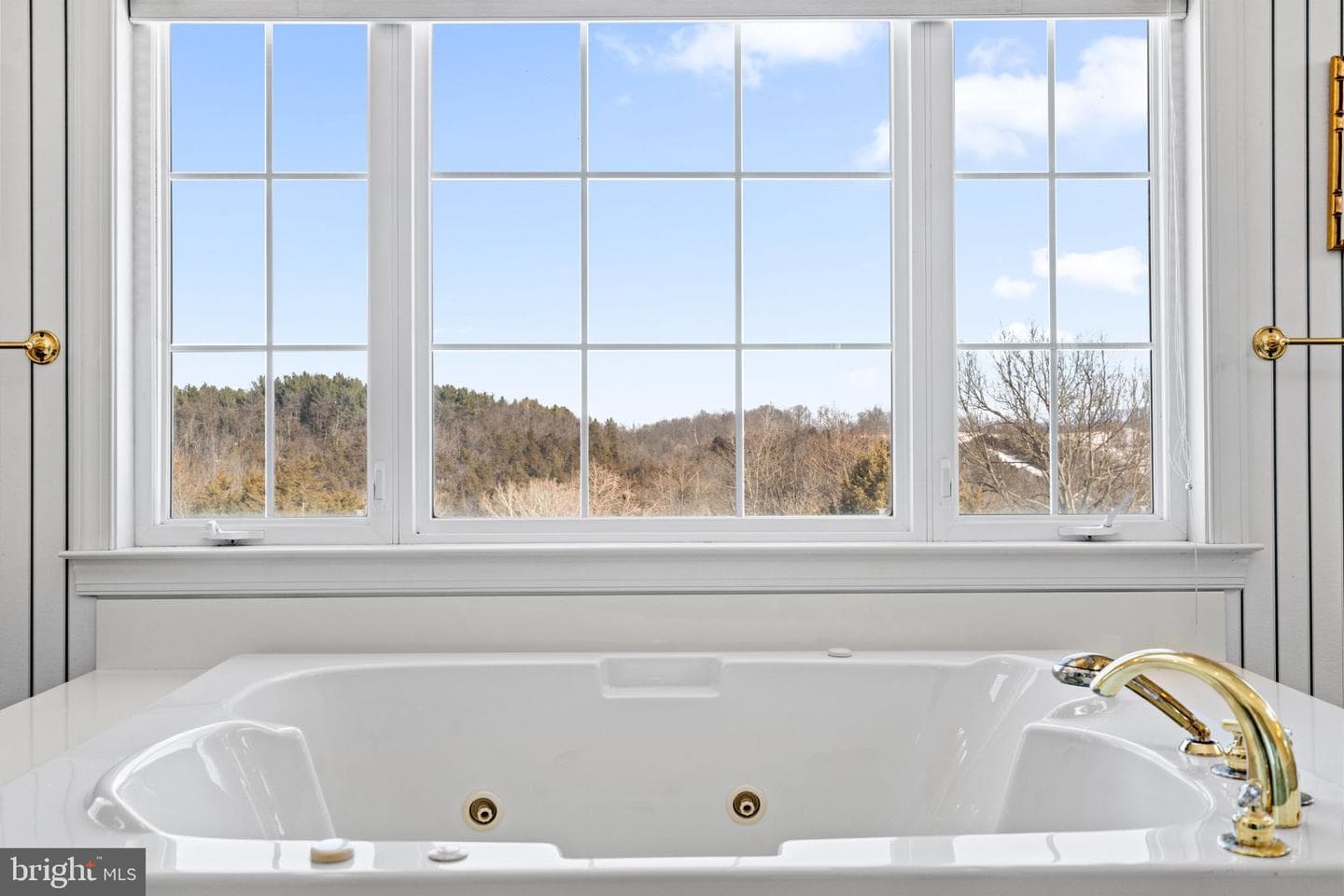 256 Cliffside Drive photo 45