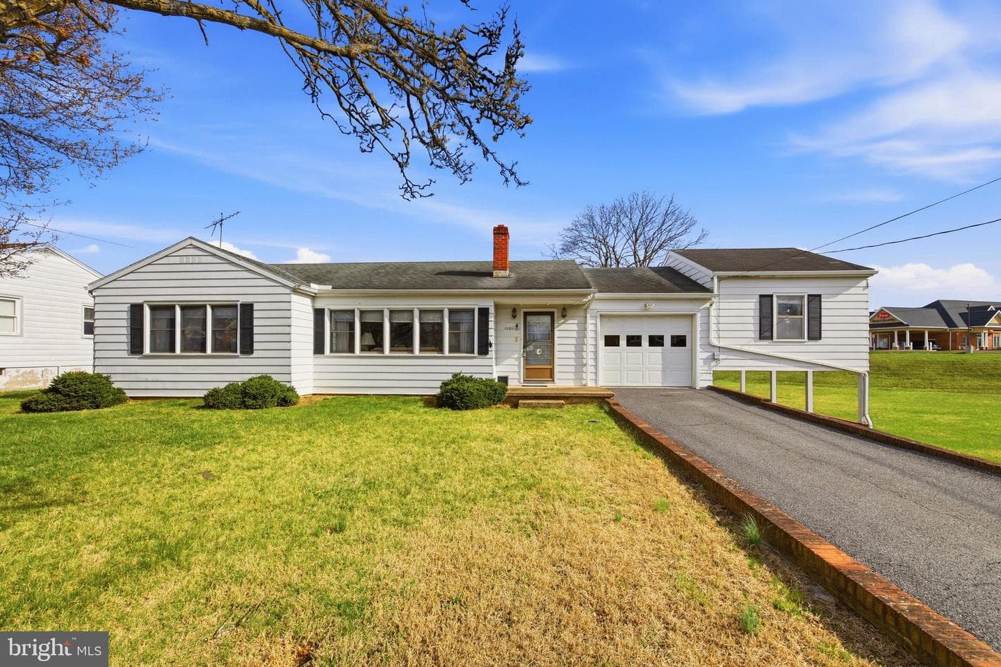 1081 Hisey Avenue, Woodstock
