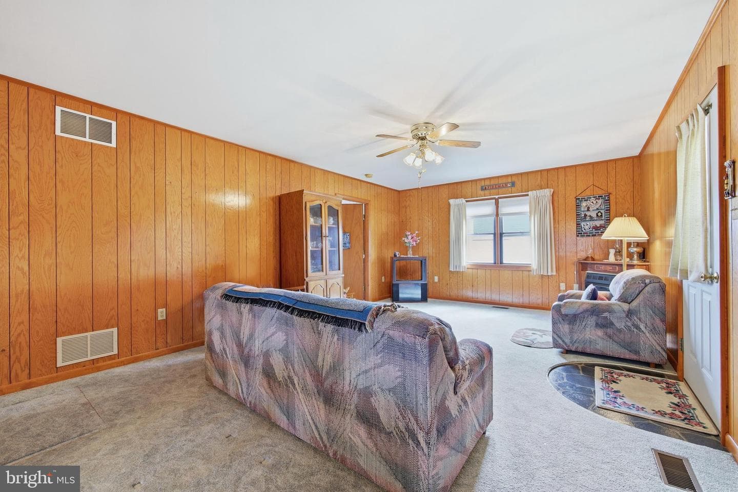 1081 Hisey Avenue photo 35
