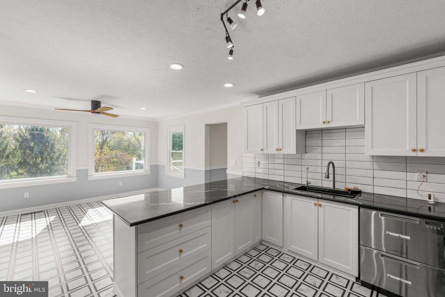 405 Spring Hollow Road photo 30