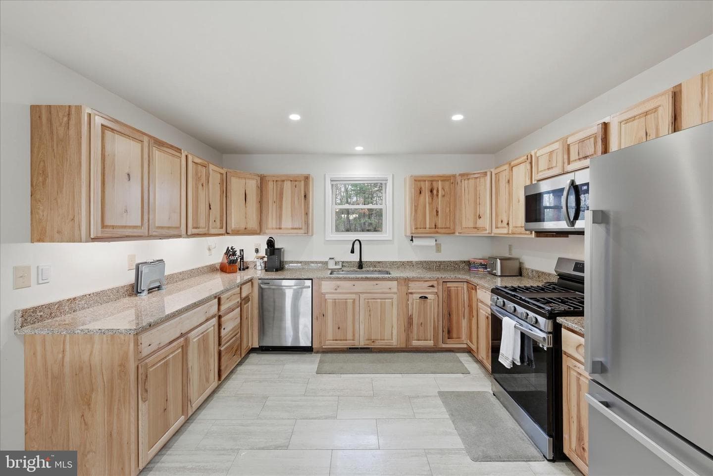 8258 Supinlick Ridge Road photo 17