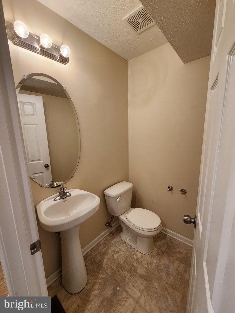 407 Stonewall Street photo 23