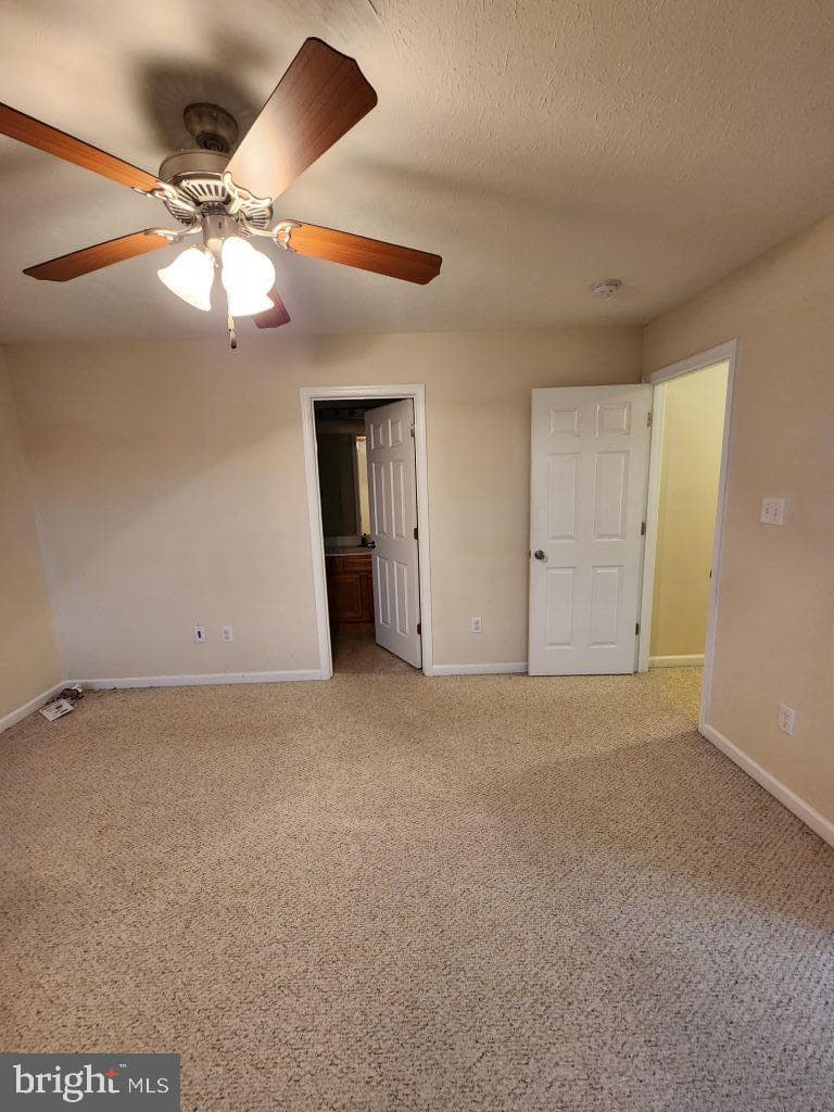 407 Stonewall Street photo 28