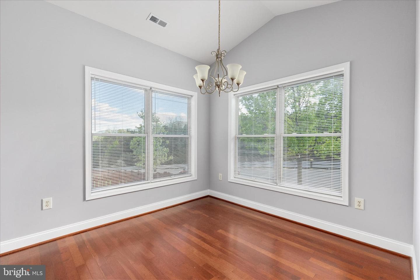88 Signal Knob Cottage Drive photo 24