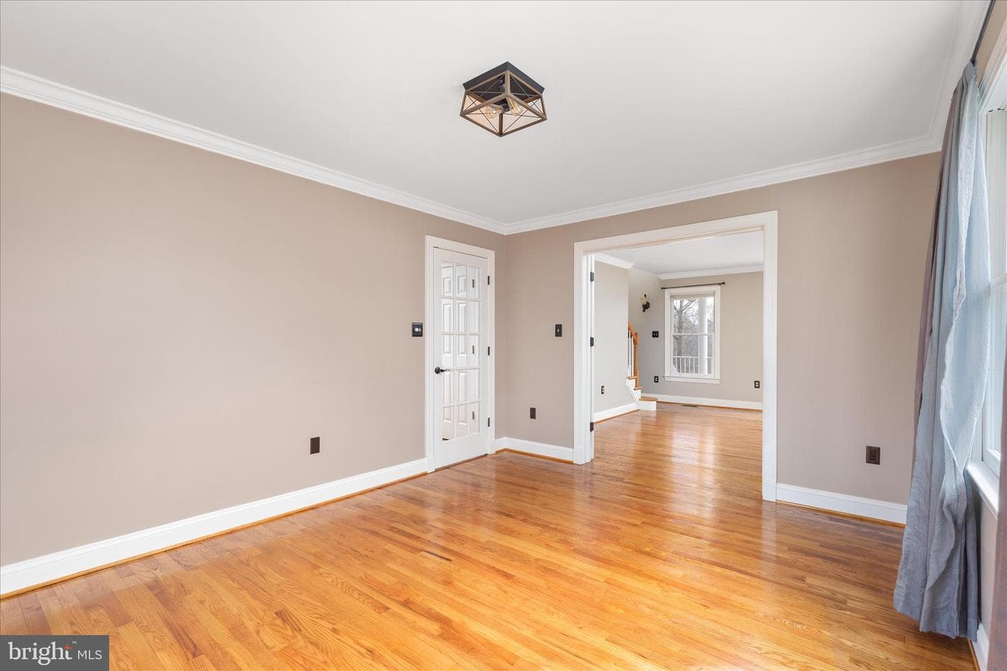 203 Oak Hill Drive photo 13