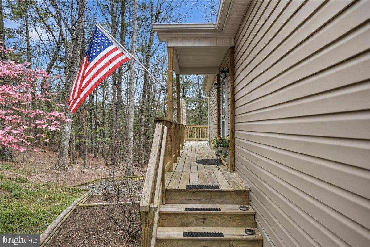 247 Dogwood Drive photo 4