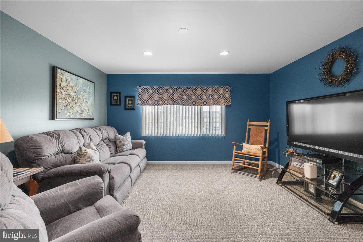36 Ellen Drive photo 15