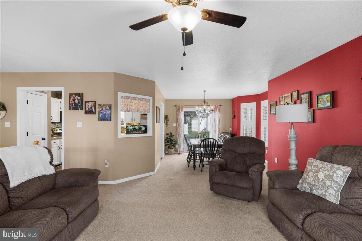 36 Ellen Drive photo 5
