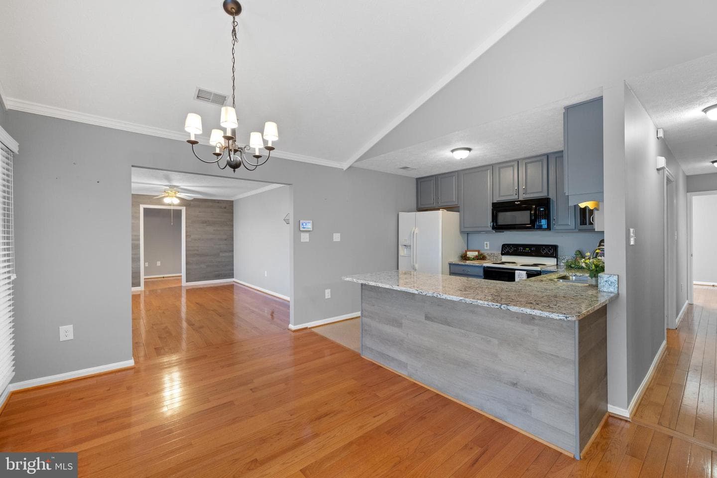 41 Deaken Circle #b-6 photo 16