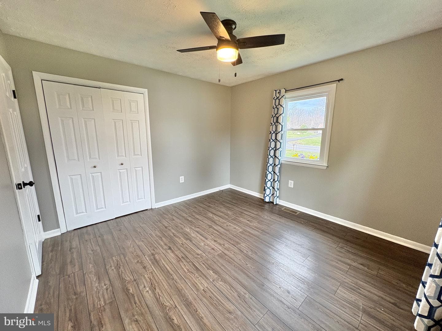 1604 S Ox Road photo 15