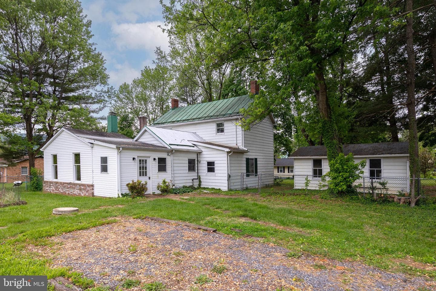 99 Hottel Road photo 4