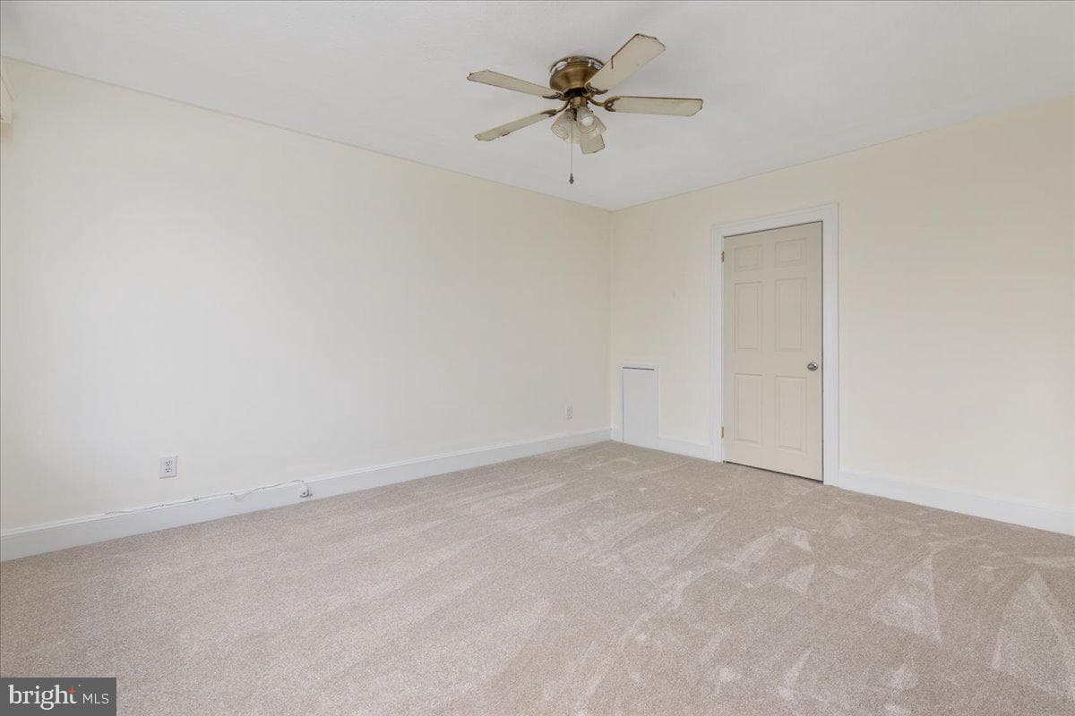 2114 E Lee Highway photo 20