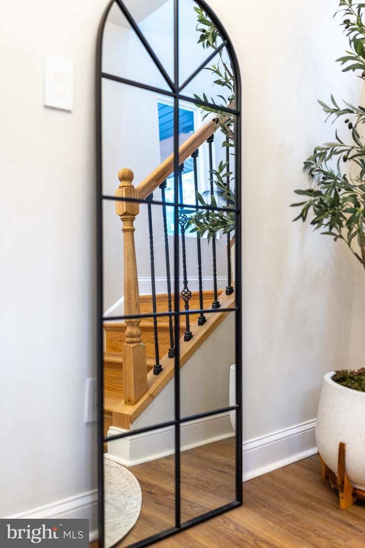 1034 Greenview photo 70