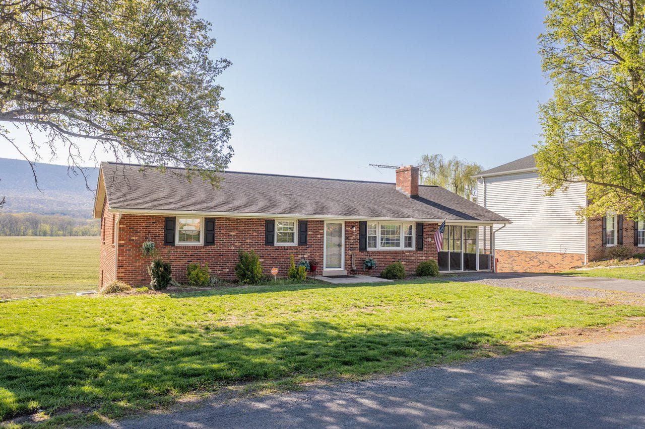 5092 Dogwood Drive, Mount Jackson