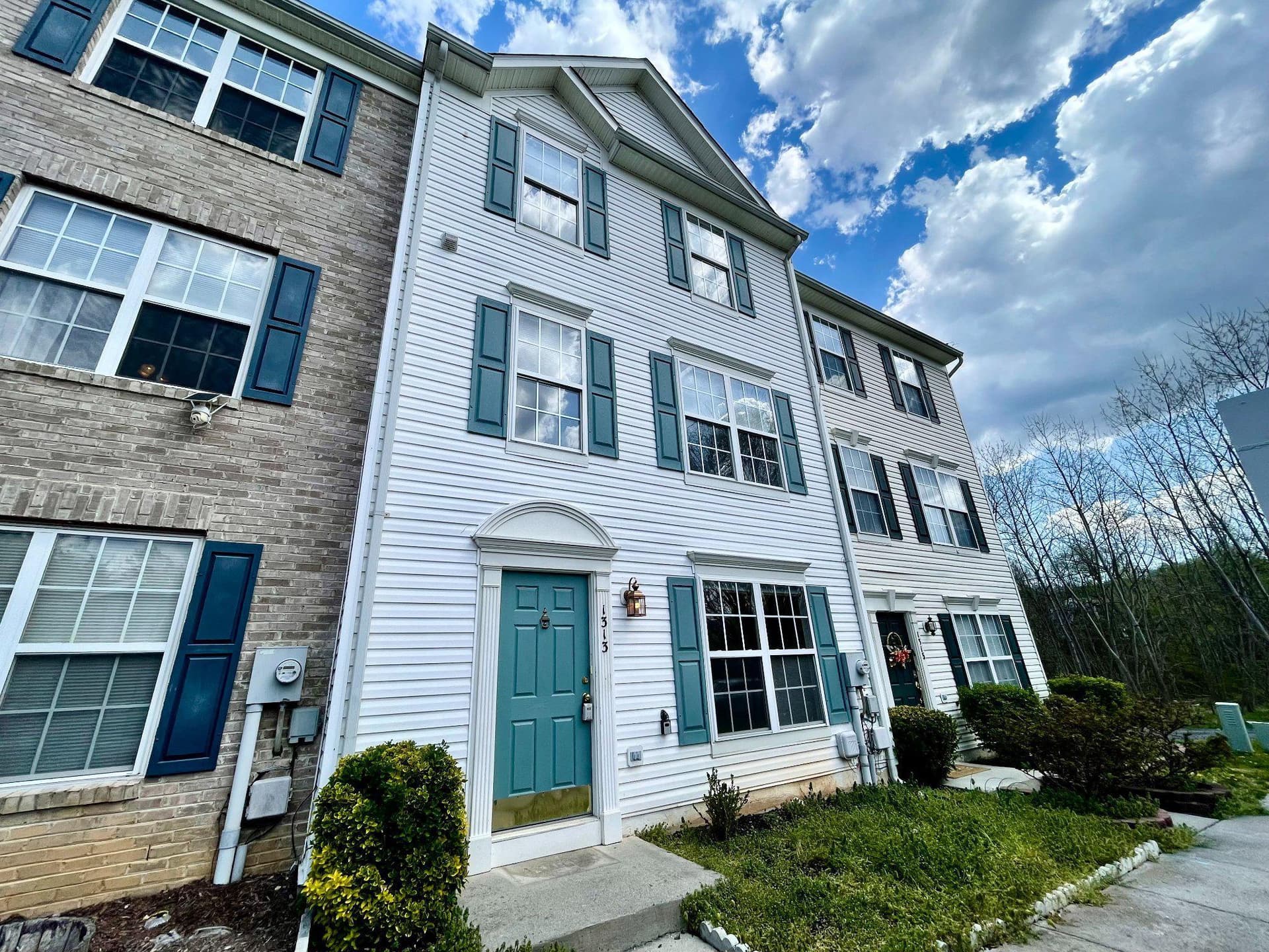 1313 Pendleton Lane