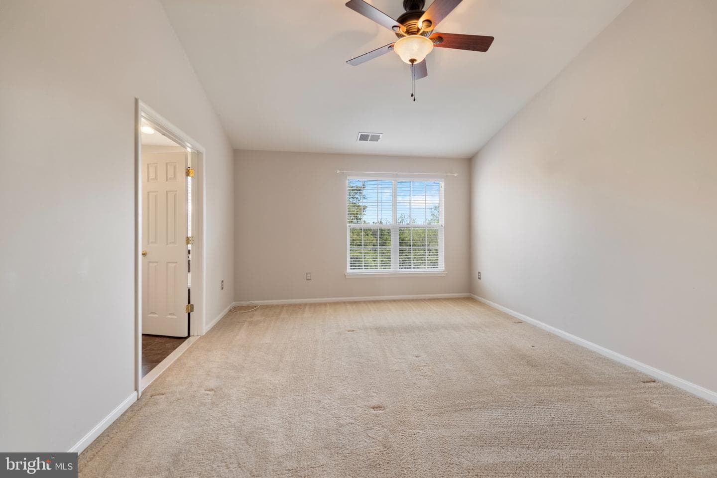 137 Oxbow Drive photo 15