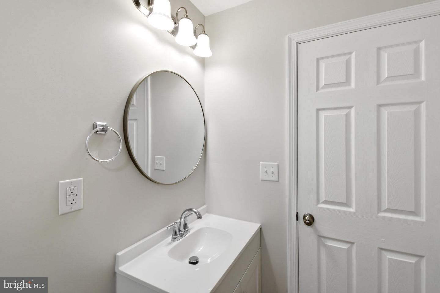 136 S Water Street photo 22