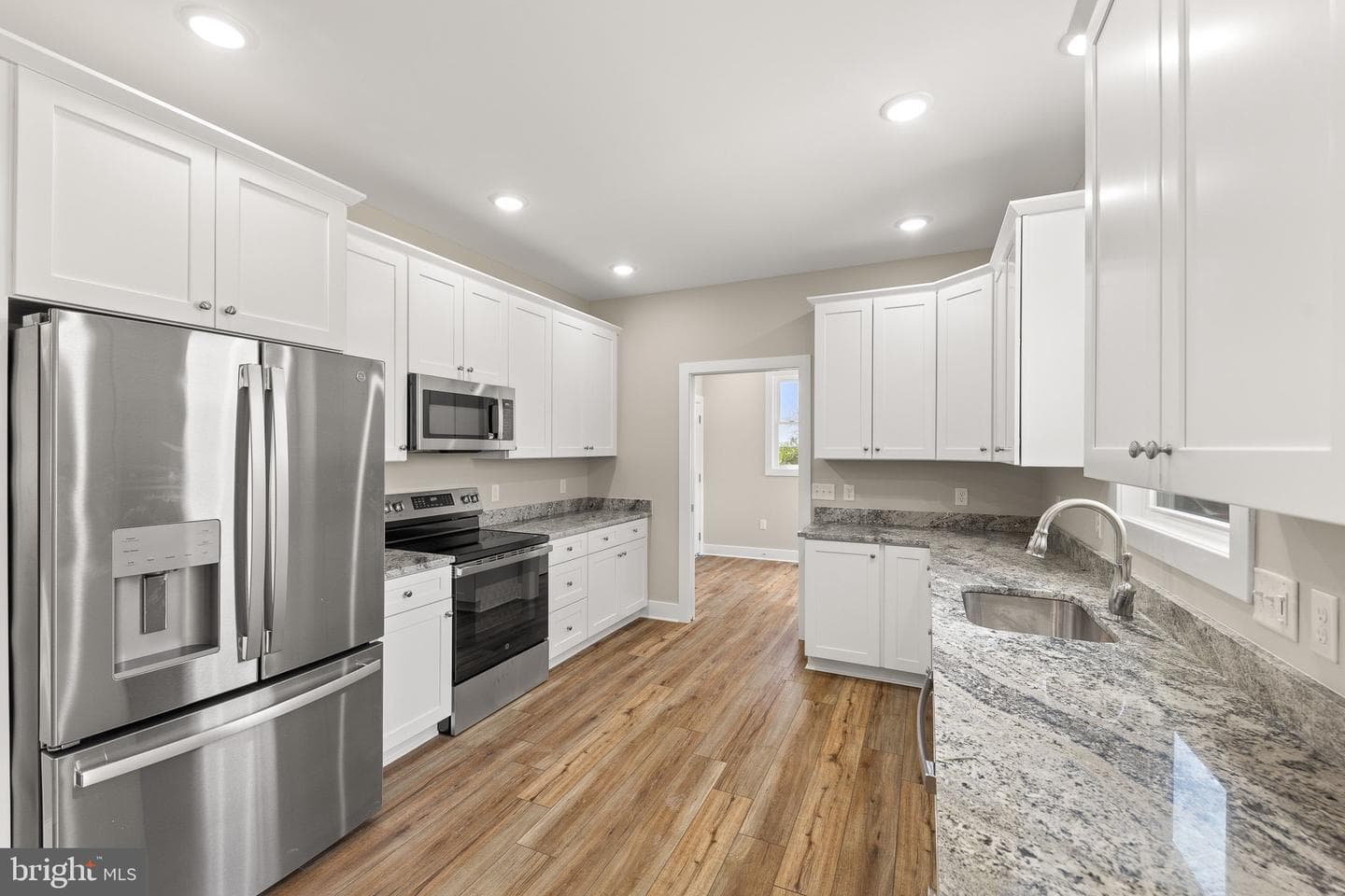 1611 Pleasant View photo 14