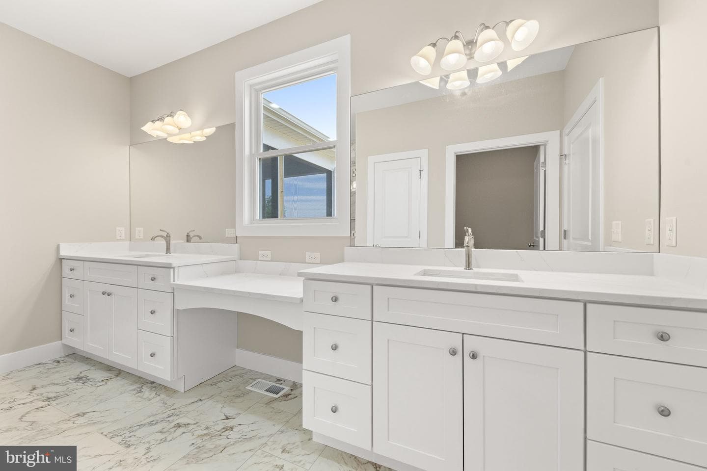 1611 Pleasant View photo 31