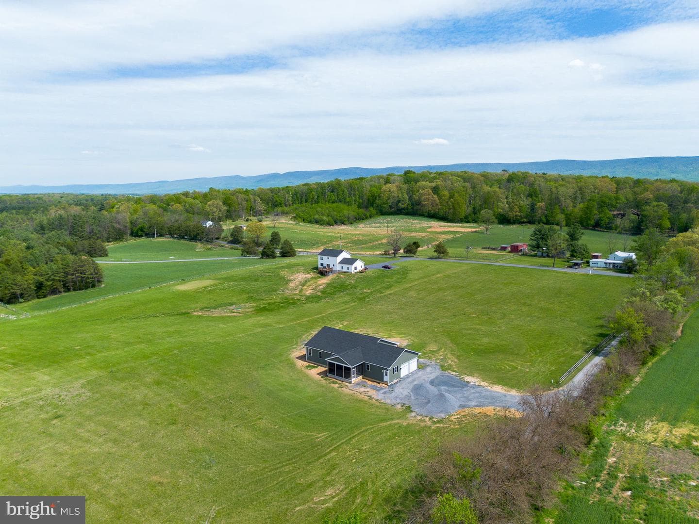 1611 Pleasant View photo 6