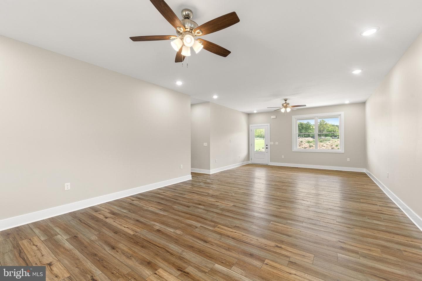 1611 Pleasant View photo 9