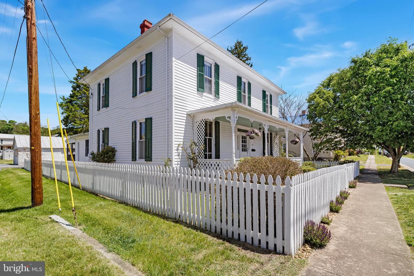 394 W King Street photo 6