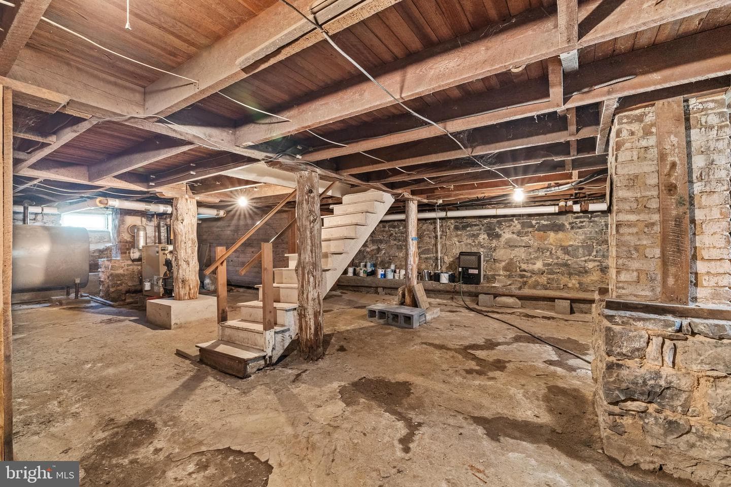 394 W King Street photo 76