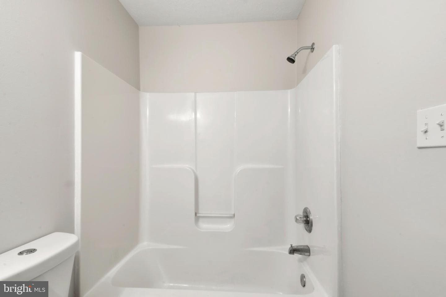 577 Ash Street photo 17