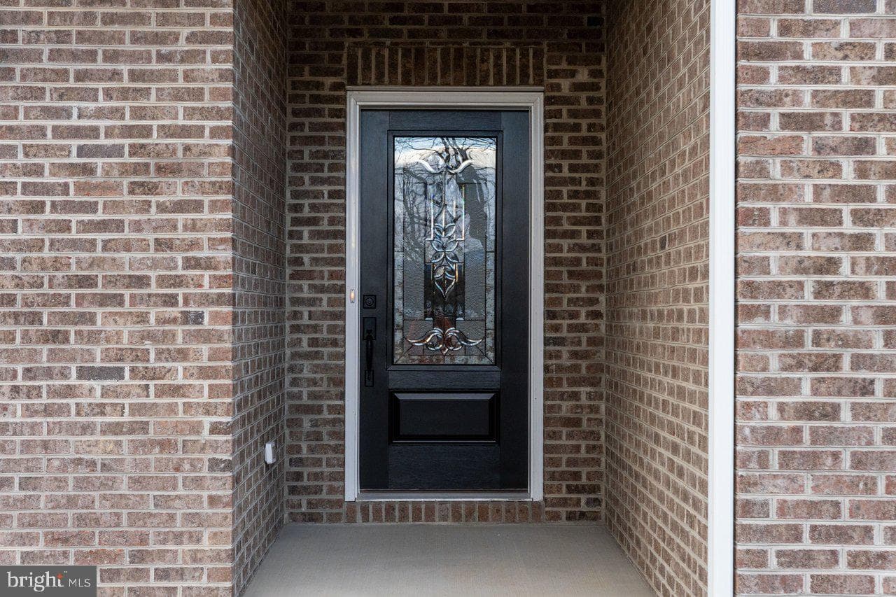 919 Clicks Lane photo 5