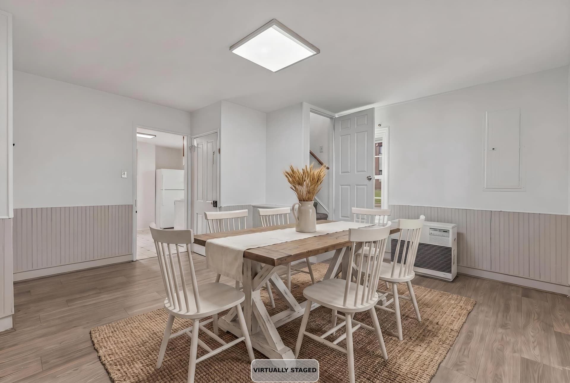 223 W High Street photo 9