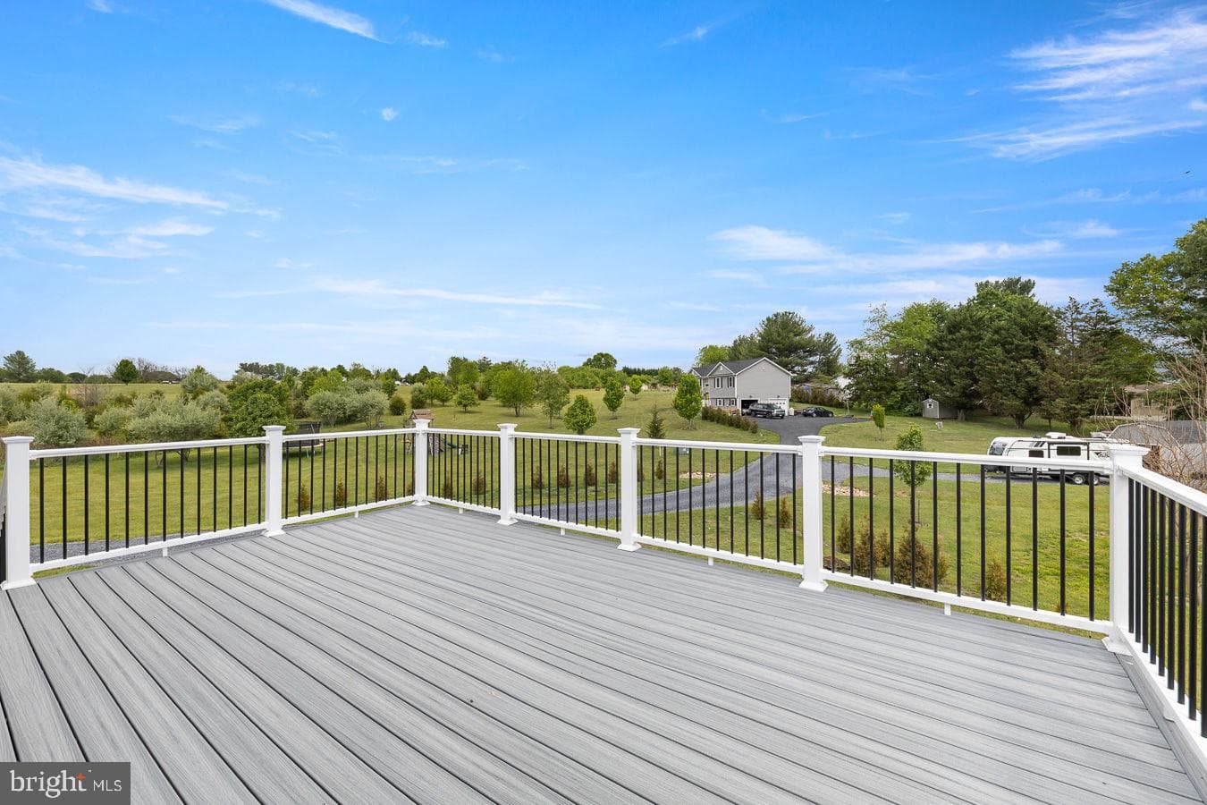 295 Sara Ann Avenue photo 15