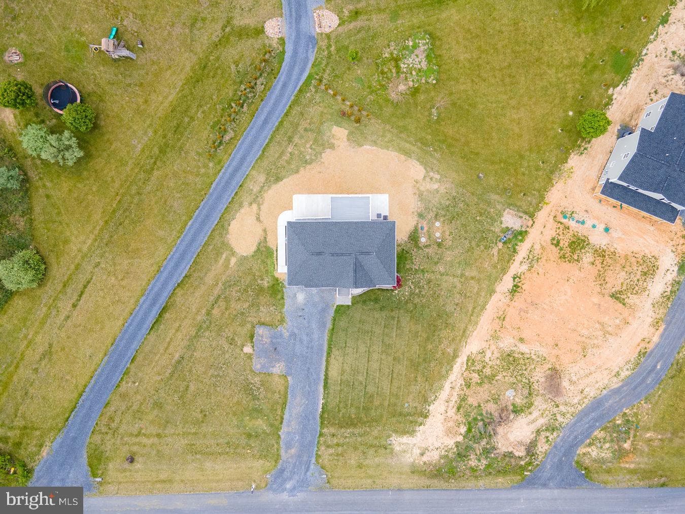 295 Sara Ann Avenue photo 34
