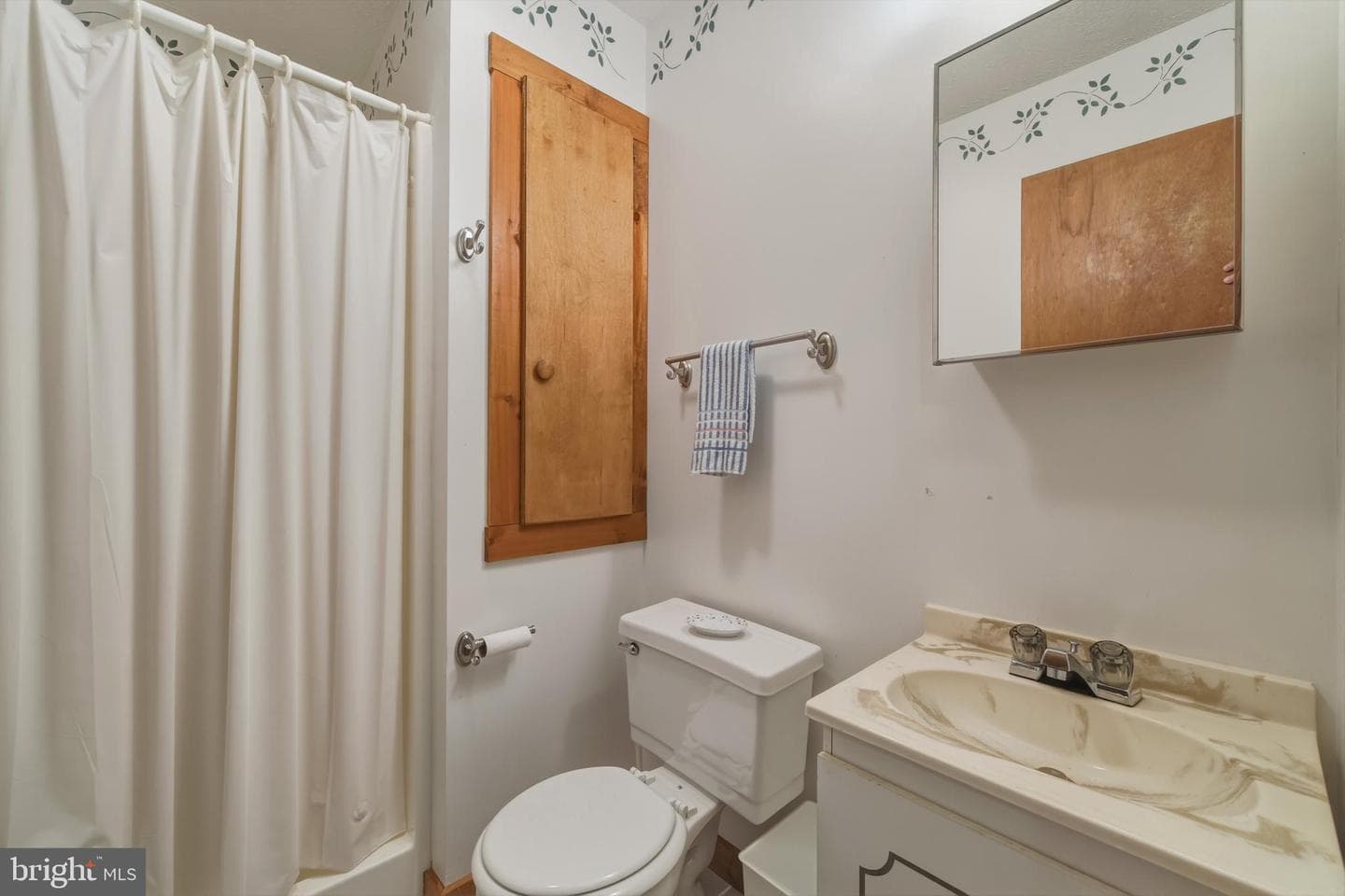 309 Locust Lane photo 40