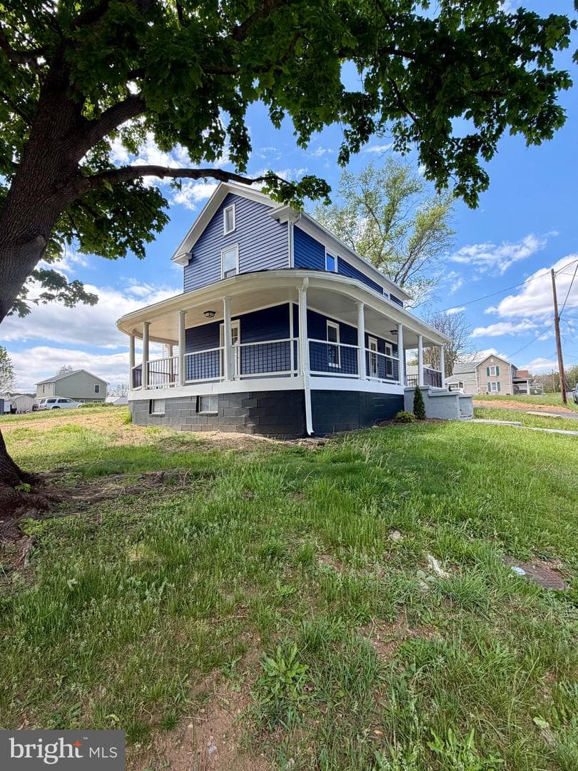 619 Branch Street photo 5
