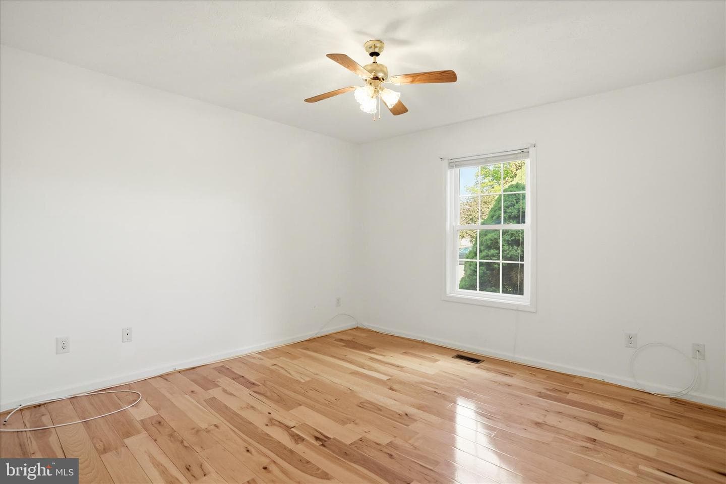 500 Stephenson Court photo 16
