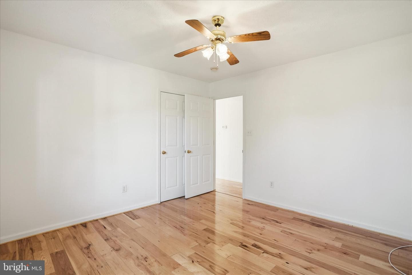 500 Stephenson Court photo 17