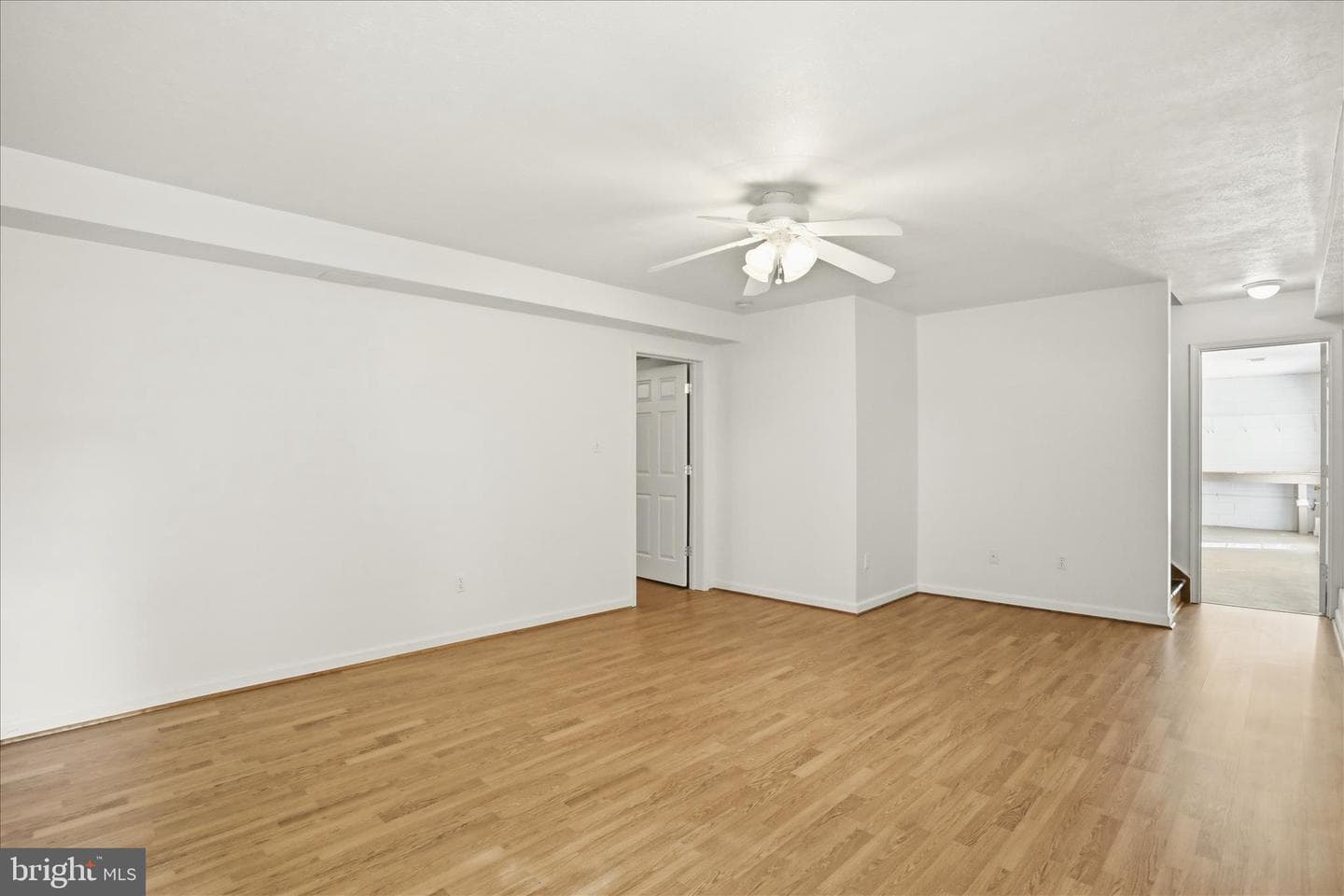 500 Stephenson Court photo 21