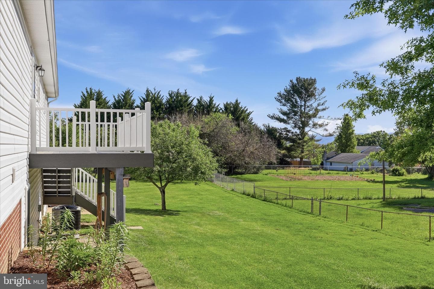 500 Stephenson Court photo 29